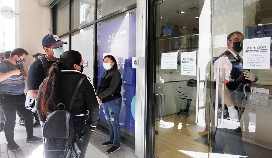 Promulgan Ley de Protección al Empleo