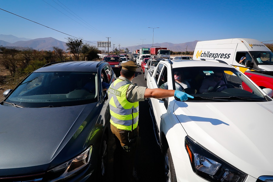 Anuncian cordones sanitarios en Santiago, Concepción y Temuco por el fin de semana largo