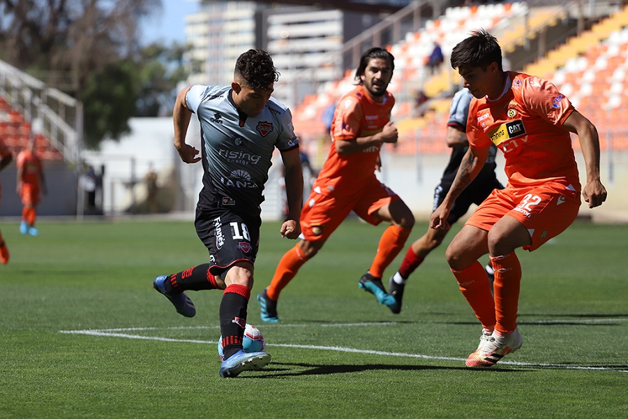 *Resumen Primera B* Cobreloa sorprende al líder Ñublense