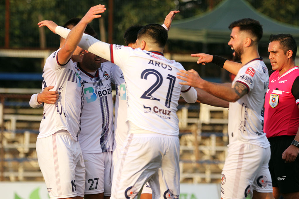 *Resumen Primera B* Deportes Santa Cruz es el nuevo líder del Torneo