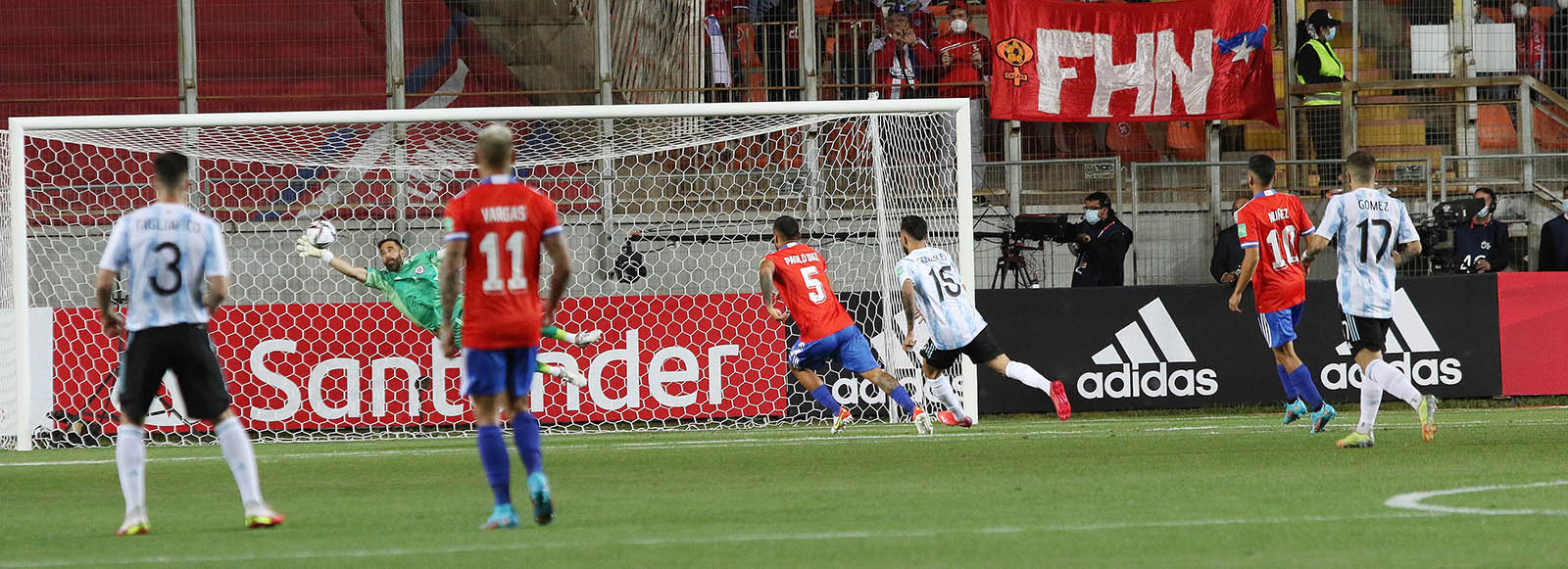 La Roja perdió ante Argentina y se complican sus opciones rumbo a Qatar