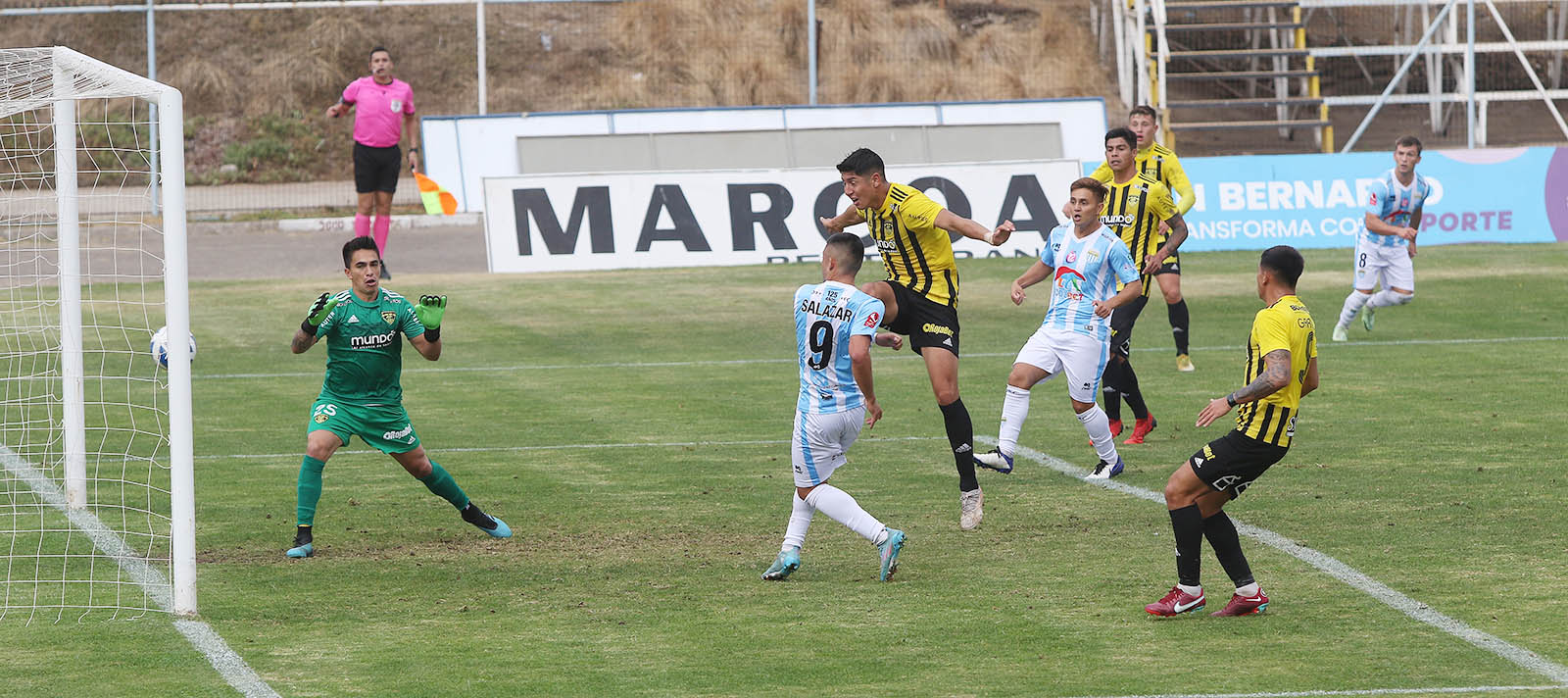Magallanes consiguió un triunfo en la agonía ante Fernández Vial y sigue en la cima