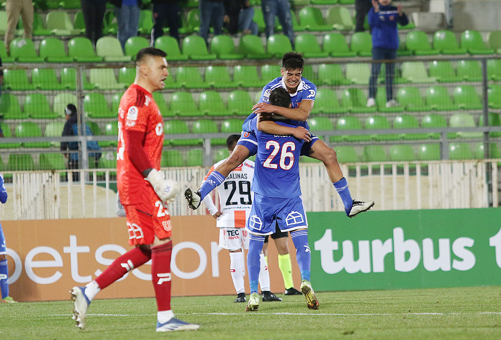 La “U” venció a Cobresal y se instala en cuartos de final de Copa Chile