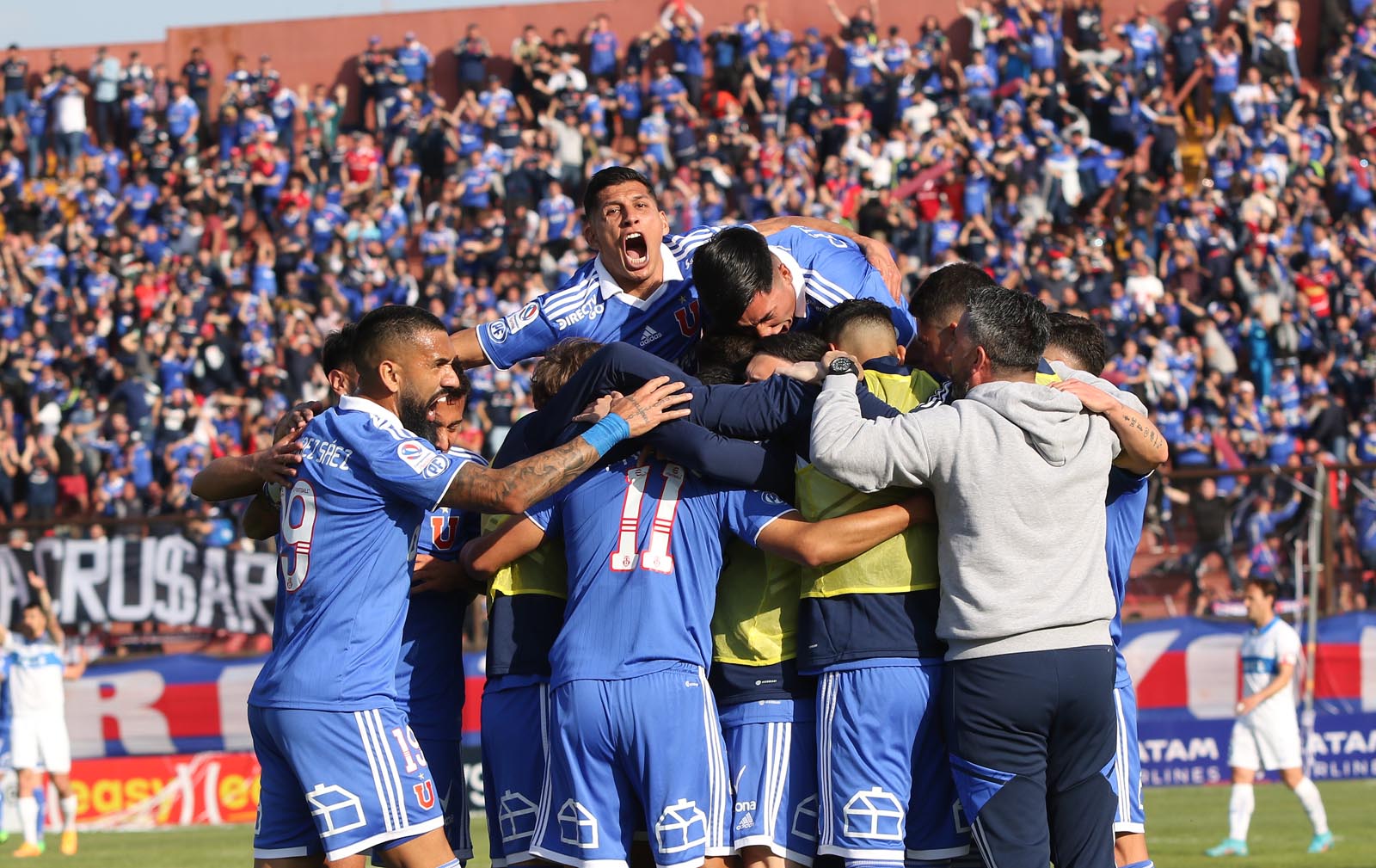 Universidad de Chile venció a la UC y toma ventaja en Copa Chile