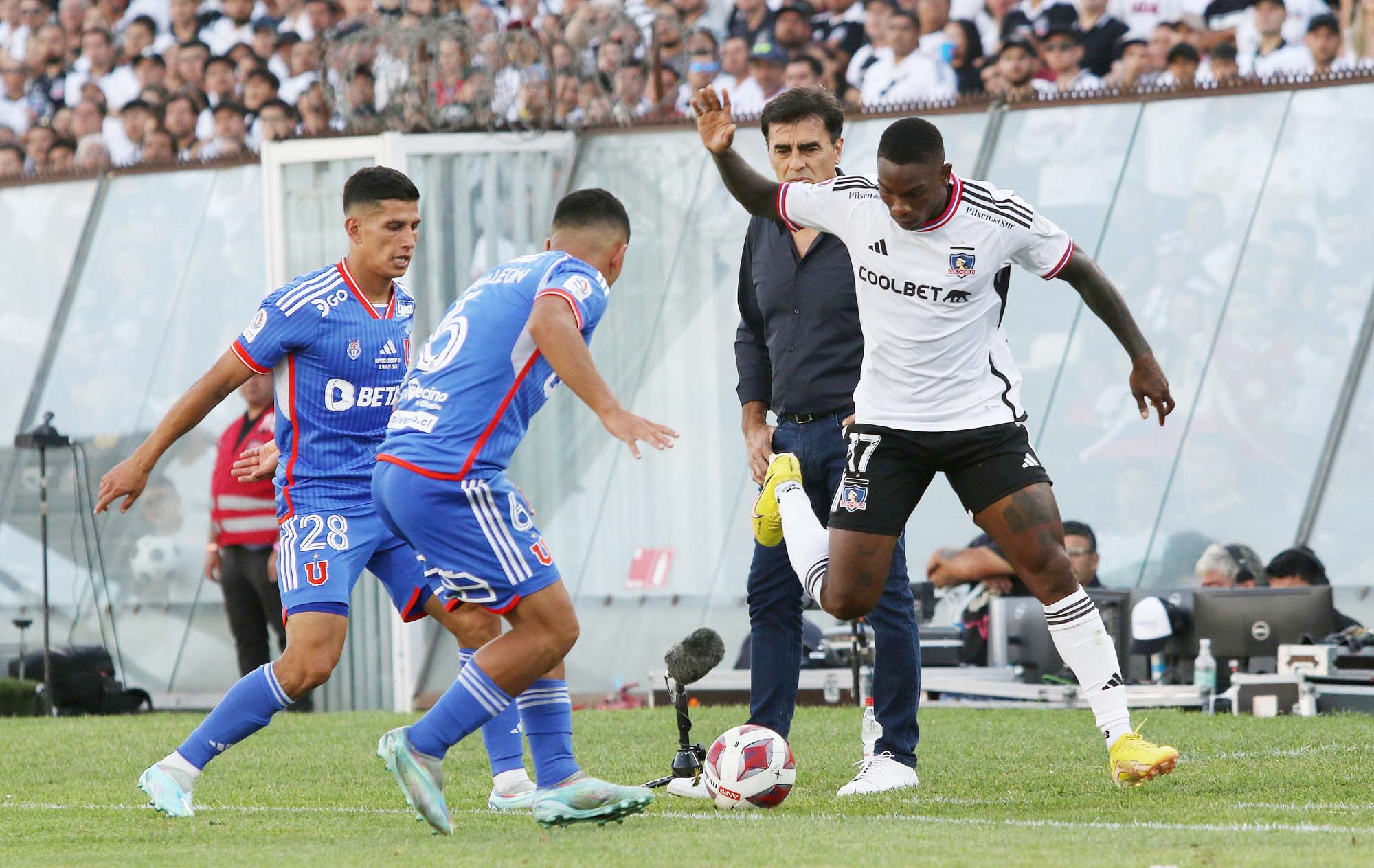 COLO COLO LA U 009 alta alta