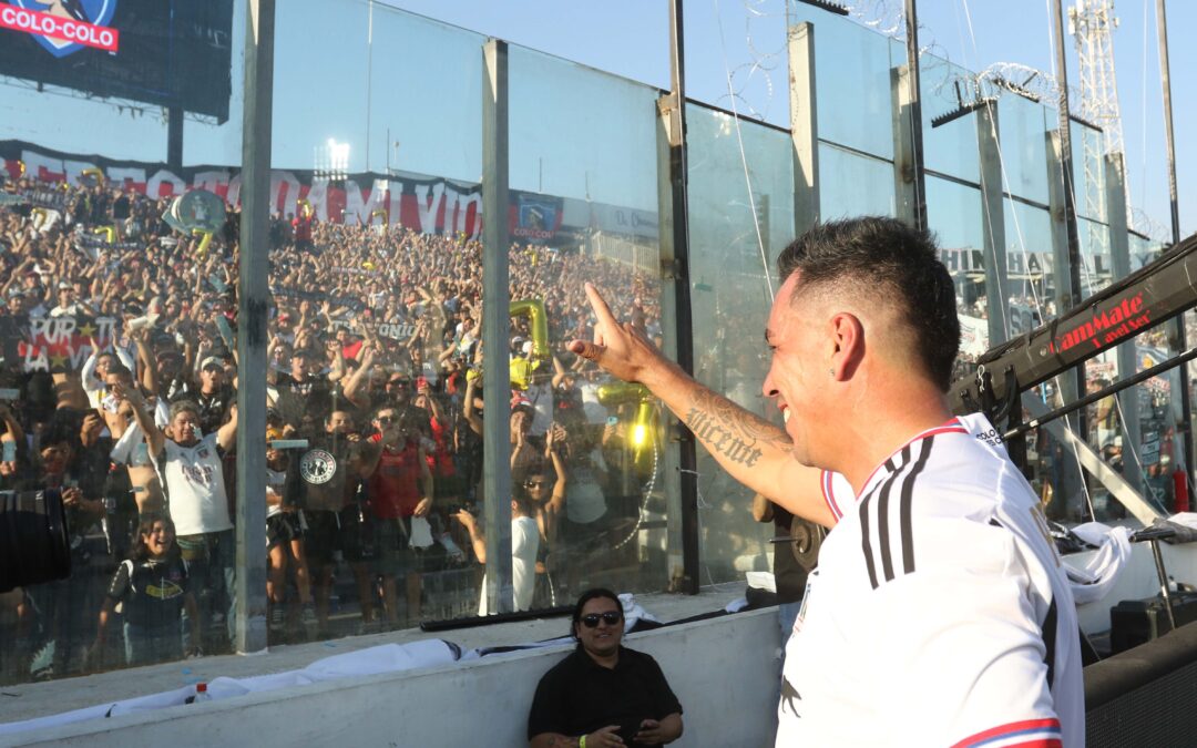 REVIVE EN IMAGENES LA DESPEDIDA DE ESTEBAN PAREDES: “LEYENDA POR SIEMPRE”