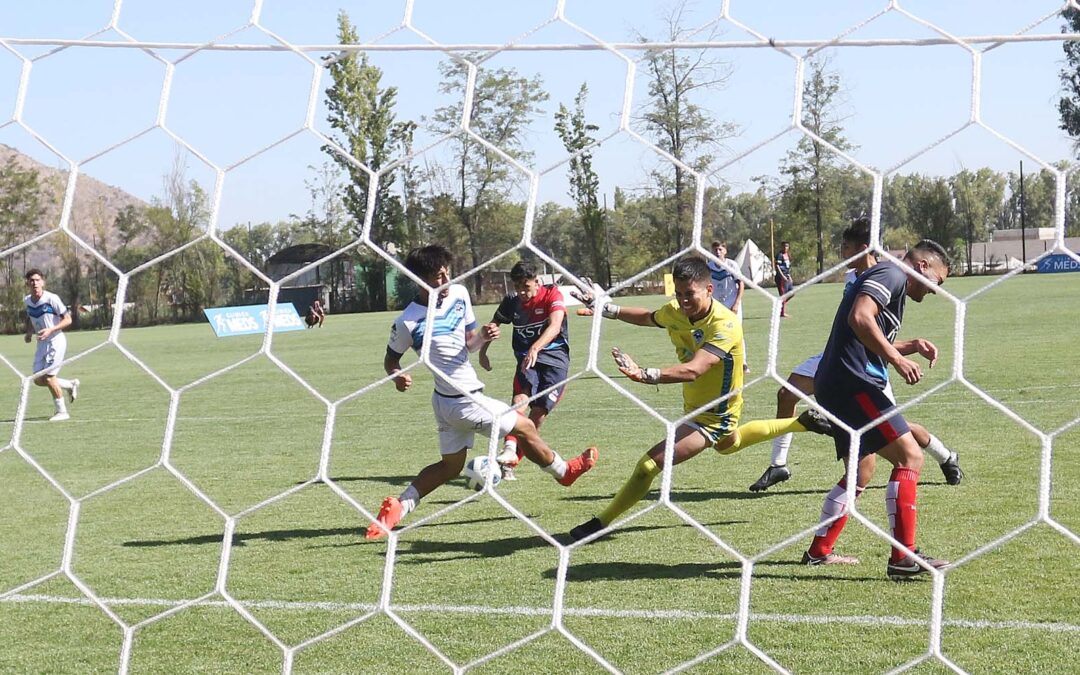*FOTOS* JUGADORES LIBRES VENCIERON POR GOLEADA A CSD CAJON DEL MAIPO
