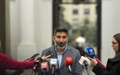 Presidente del SIFUP se reúne con autoridades de gobierno para combatir la violencia en el fútbol