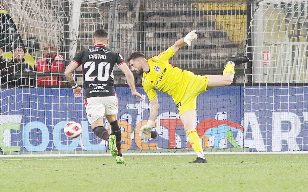 Curicó Unido sorprendió a Colo Colo en Macul