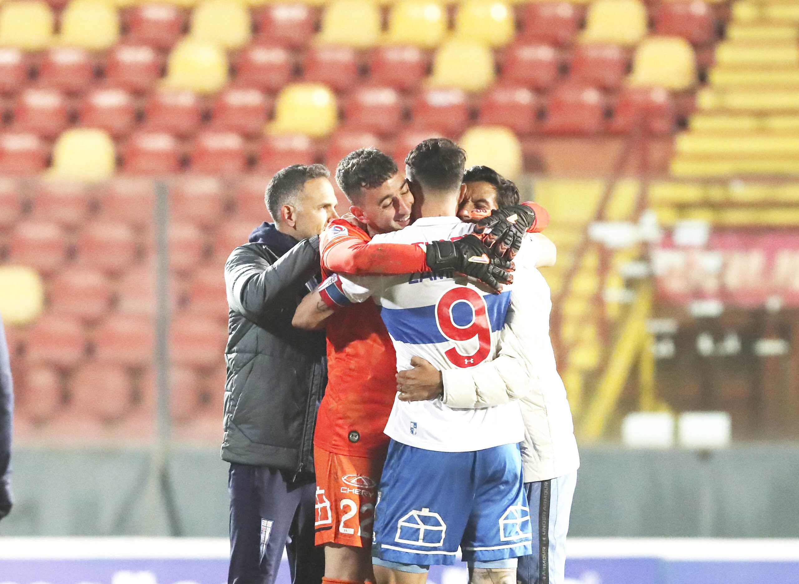 CATOLICA EVERTON 02 ALTA