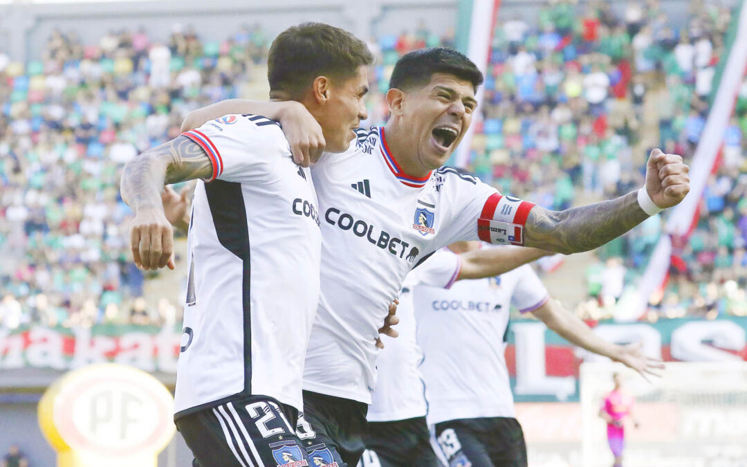 Colo Colo vence a Audax y se mete en la lucha por el título