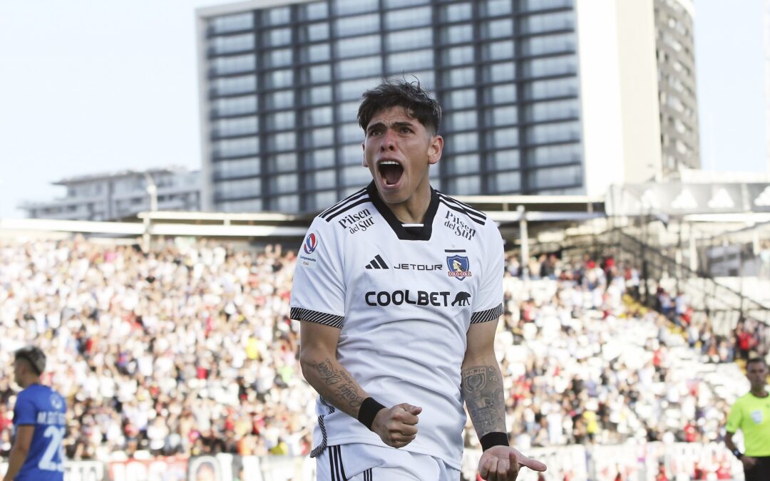 Colo Colo derrotó a Huachipato en el Monumental